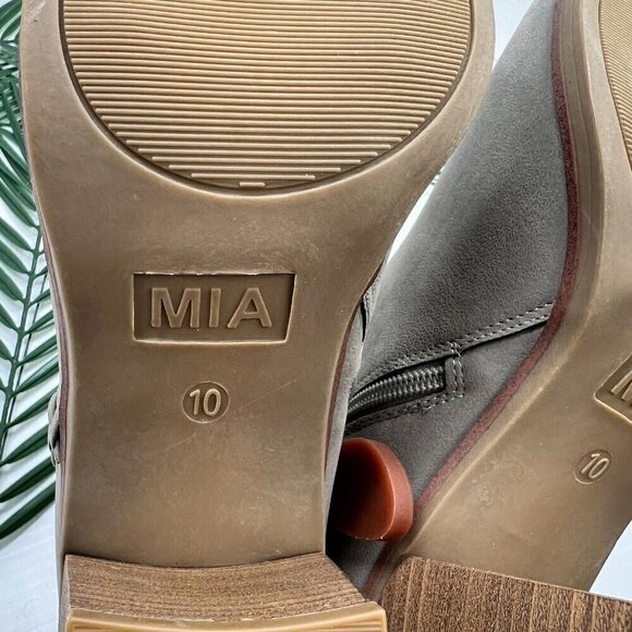 MIA Gray Dusky Pointed Toe Bootie Side Zip Stacked Block Heel Size 10 NWOB - Picture 11 of 14